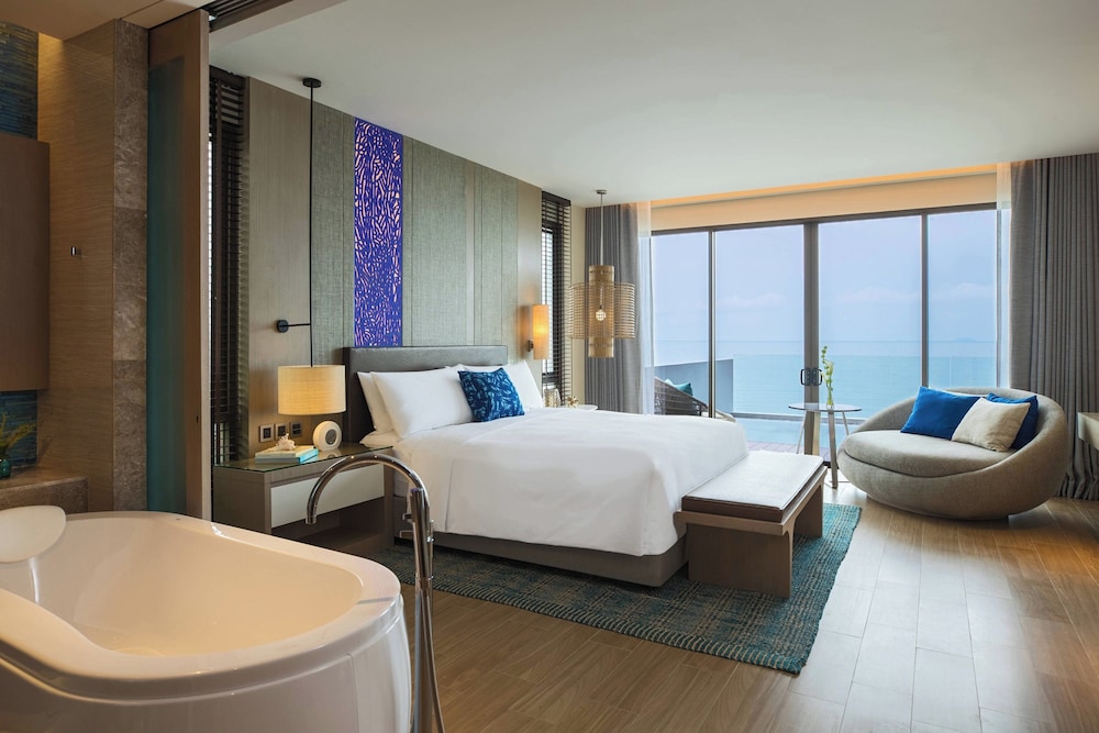 Renaissance Pattaya Resort & Spa — Hotel rooms in Sattahip, Chonburi