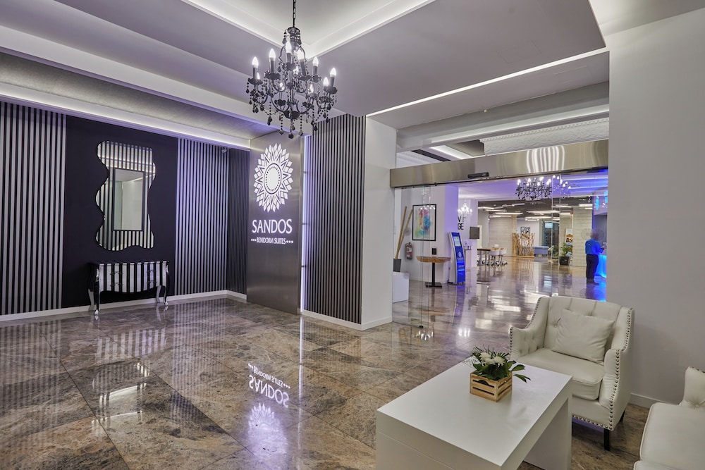 Sandos Benidorm Suites — Hotel building in Benidorm, Valencian Community