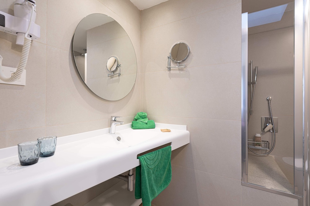 Bungalows Cordial Green Golf — Hotel rooms in Maspalomas, Canary Islands