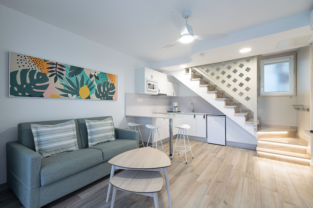 Bungalows Cordial Green Golf — Hotel rooms in Maspalomas, Canary Islands
