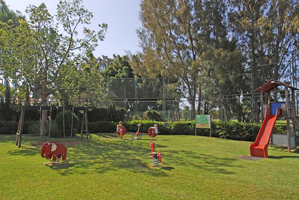 Bungalows Cordial Green Golf — Attractions for children in Maspalomas, Canary Islands