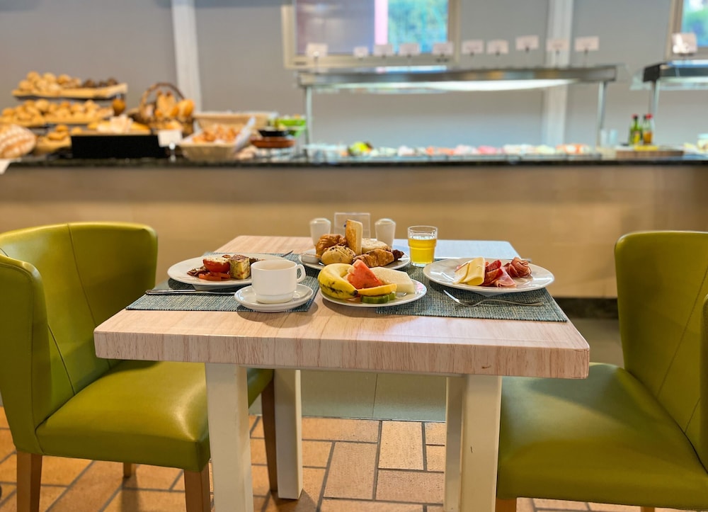 Bungalows Cordial Green Golf — Restaurant & bars in Maspalomas, Canary Islands