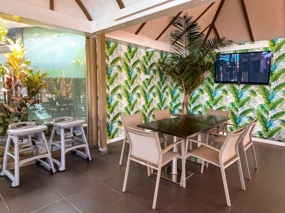 Bungalows Cordial Sandy Golf — Restaurant & bars in Maspalomas, Canary Islands