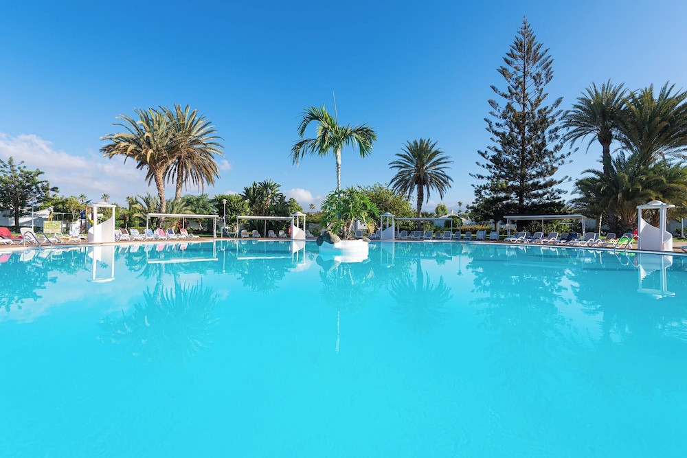 Bungalows Cordial Sandy Golf — Swimming pool in Maspalomas, Canary Islands
