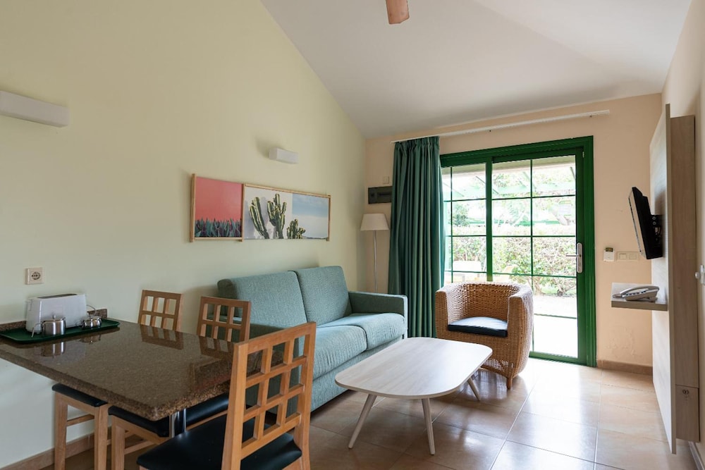 Bungalows Cordial Sandy Golf — Hotel rooms in Maspalomas, Canary Islands