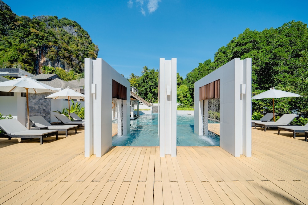 Bhu Nga Thani Resort & Villas Railay — Swimming pool in Ao Nang, Krabi