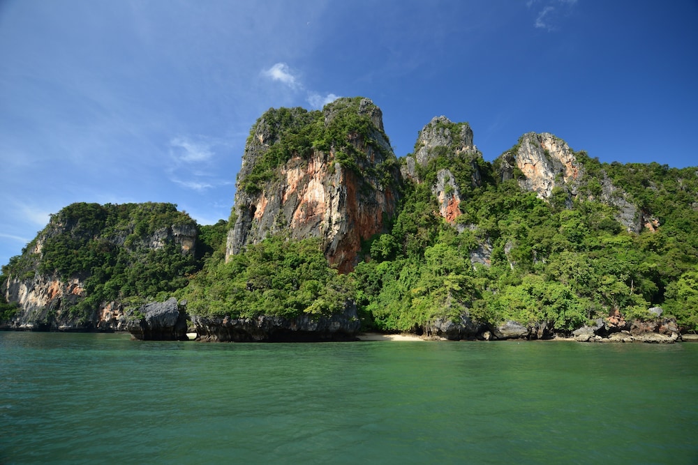 Bhu Nga Thani Resort & Villas Railay — Attractions in the area in Ao Nang, Krabi