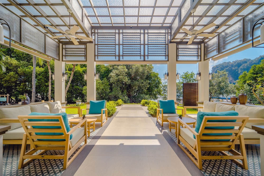 Bhu Nga Thani Resort & Villas Railay — Restaurant & bars in Ao Nang, Krabi