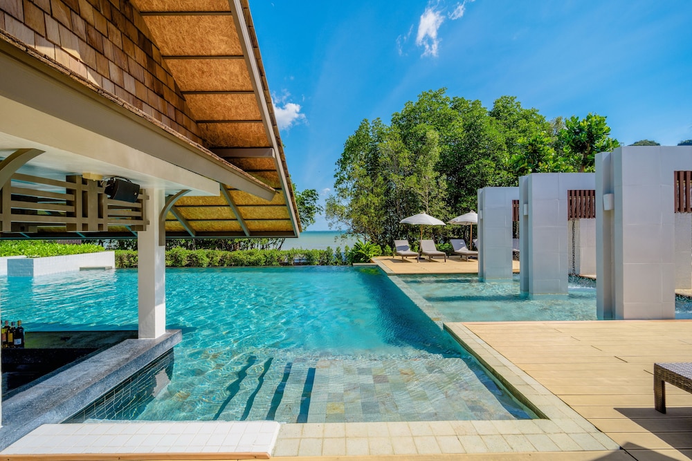 Bhu Nga Thani Resort & Villas Railay — Swimming pool in Ao Nang, Krabi