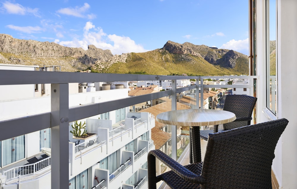 Hoposa Hotel Daina - Adults Only — Hotel building in Puerto Pollensa, Balearic Islands