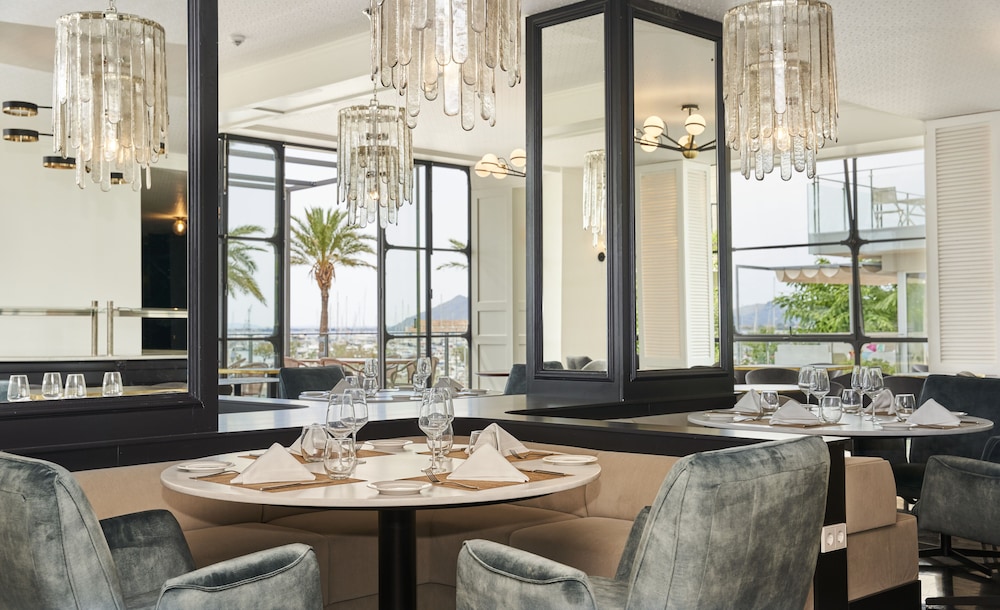 Hoposa Hotel Daina - Adults Only — Restaurant & bars in Puerto Pollensa, Balearic Islands