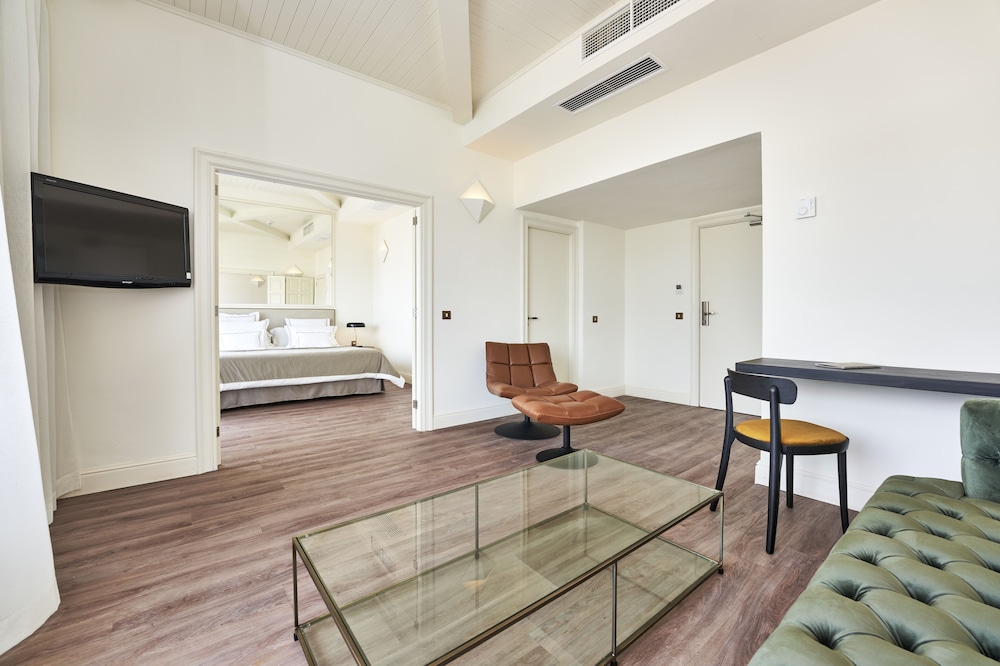 Hoposa Hotel Daina - Adults Only — Hotel rooms in Puerto Pollensa, Balearic Islands