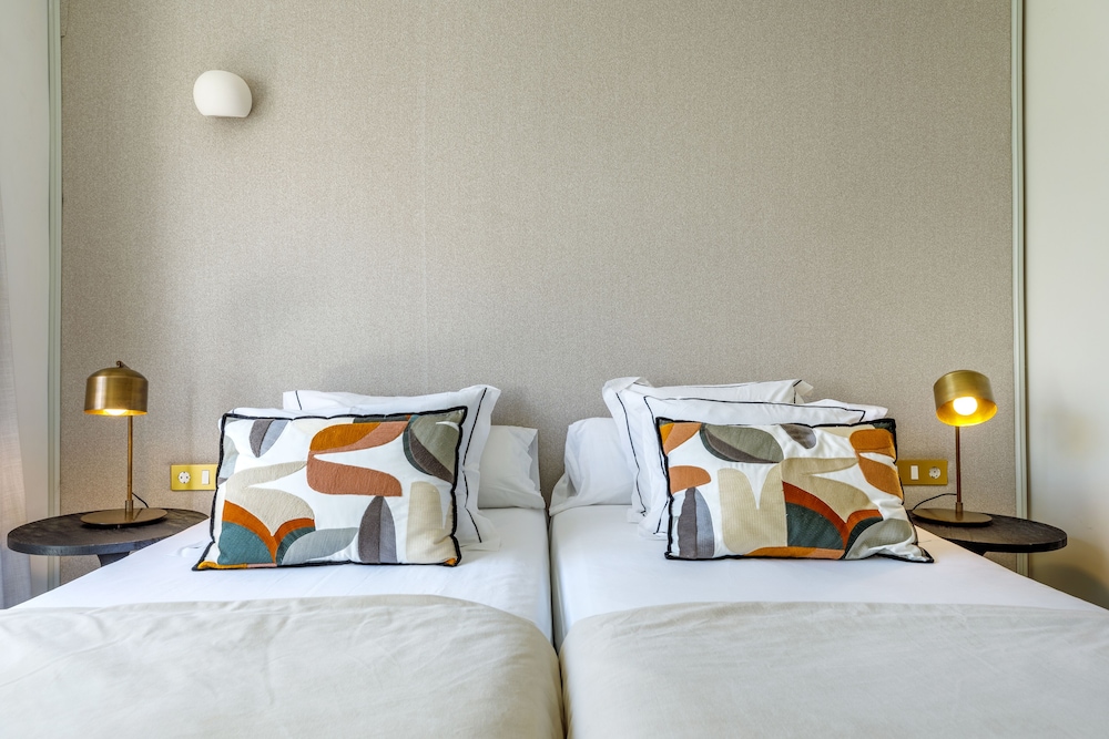 Hoposa Hotel Daina - Adults Only — Hotel rooms in Puerto Pollensa, Balearic Islands