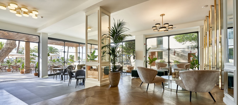 Hoposa Hotel Daina - Adults Only — Restaurant & bars in Puerto Pollensa, Balearic Islands