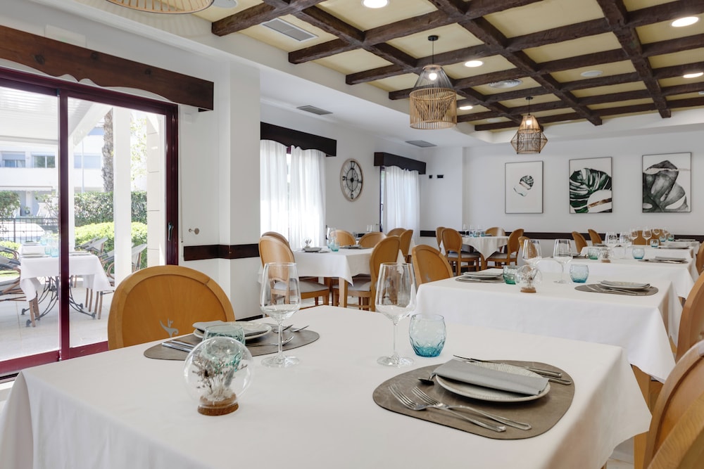 Hotel Daniya Denia — Restaurant & bars in Denia, Valencian Community