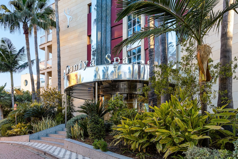 Hotel Daniya Denia — Hotel building in Denia, Valencian Community