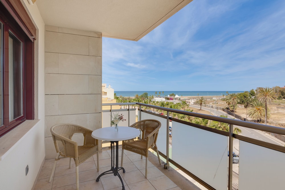 Hotel Daniya Denia — Hotel rooms in Denia, Valencian Community