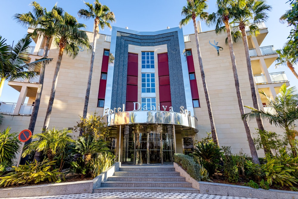 Hotel Daniya Denia — Hotel building in Denia, Valencian Community