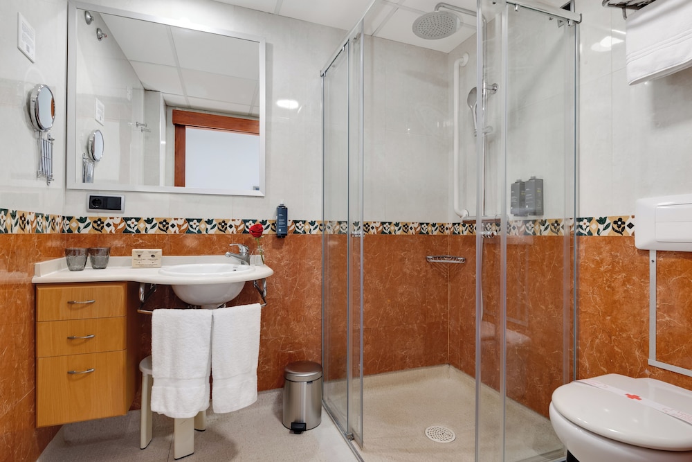 Hotel Daniya Denia — Hotel rooms in Denia, Valencian Community