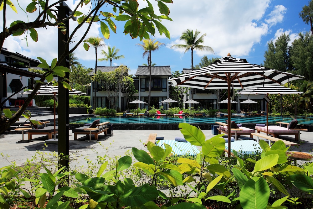 Baba Beach Club Phuket Natai Luxury Pool Villa Hotel by Sri panwa — Swimming pool in Khok Klo, Phang Nga