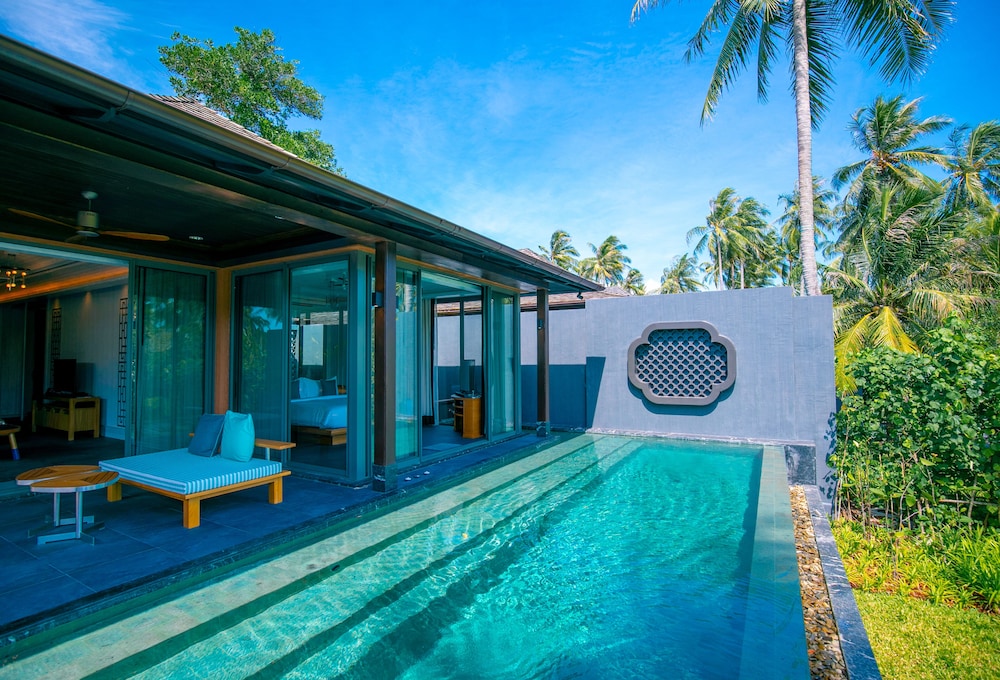 Baba Beach Club Phuket Natai Luxury Pool Villa Hotel by Sri panwa — Swimming pool in Khok Klo, Phang Nga