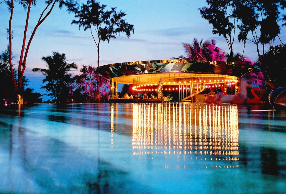 Baba Beach Club Phuket Natai Luxury Pool Villa Hotel by Sri panwa — Restaurant & bars in Khok Klo, Phang Nga