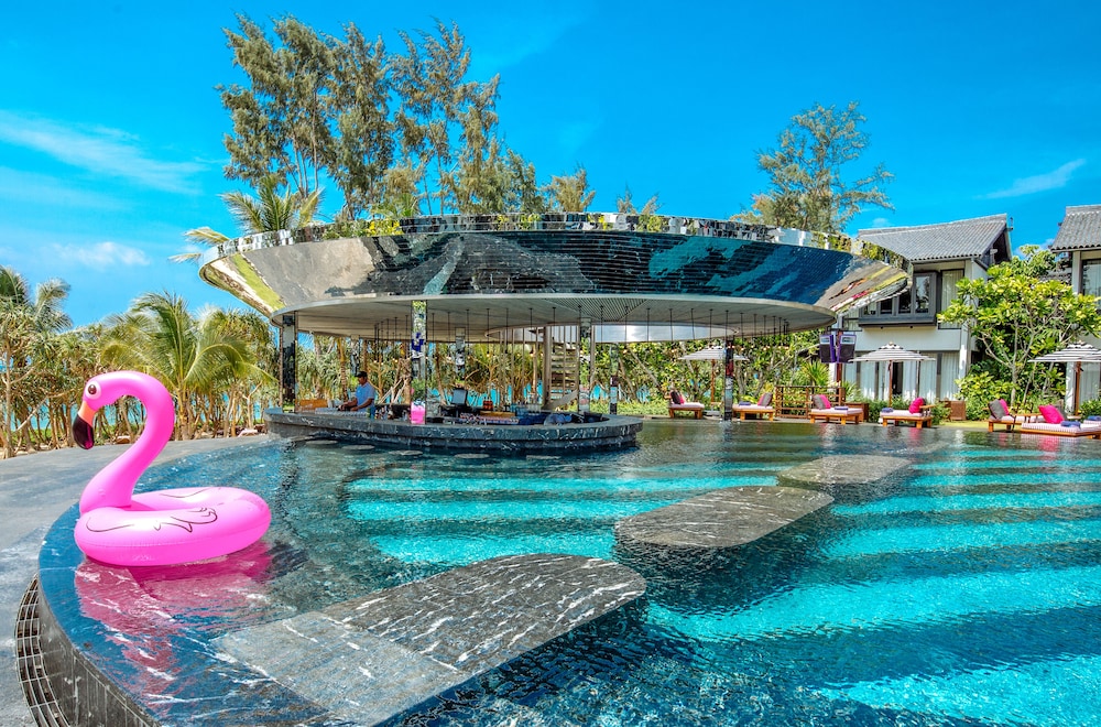 Baba Beach Club Phuket Natai Luxury Pool Villa Hotel by Sri panwa — Swimming pool in Khok Klo, Phang Nga