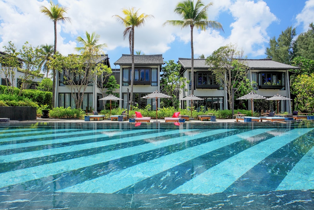 Baba Beach Club Phuket Natai Luxury Pool Villa Hotel by Sri panwa — Swimming pool in Khok Klo, Phang Nga