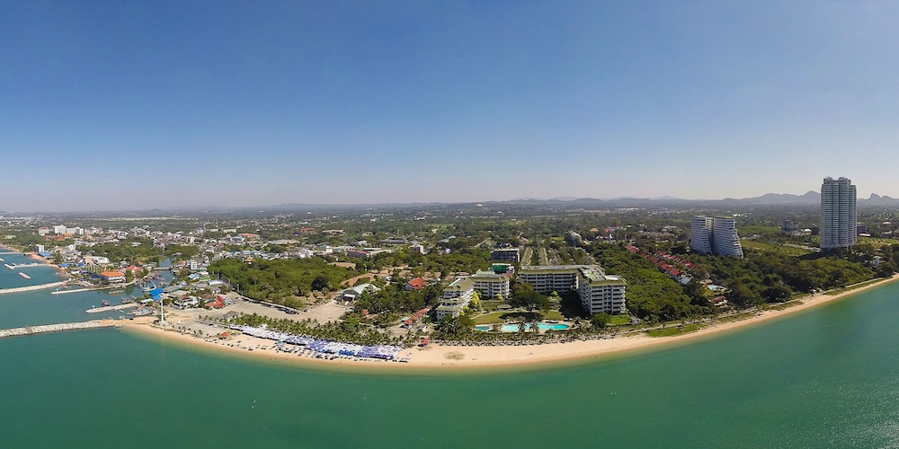 Seaphere Pattaya Hotel — Beach in Sattahip, Chonburi