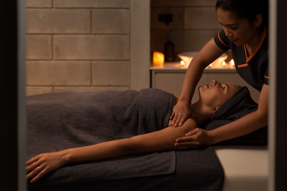 Seaphere Pattaya Hotel — Spa in Sattahip, Chonburi