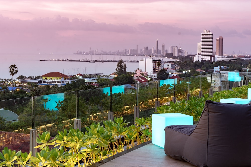 Seaphere Pattaya Hotel — Attractions in the area in Sattahip, Chonburi