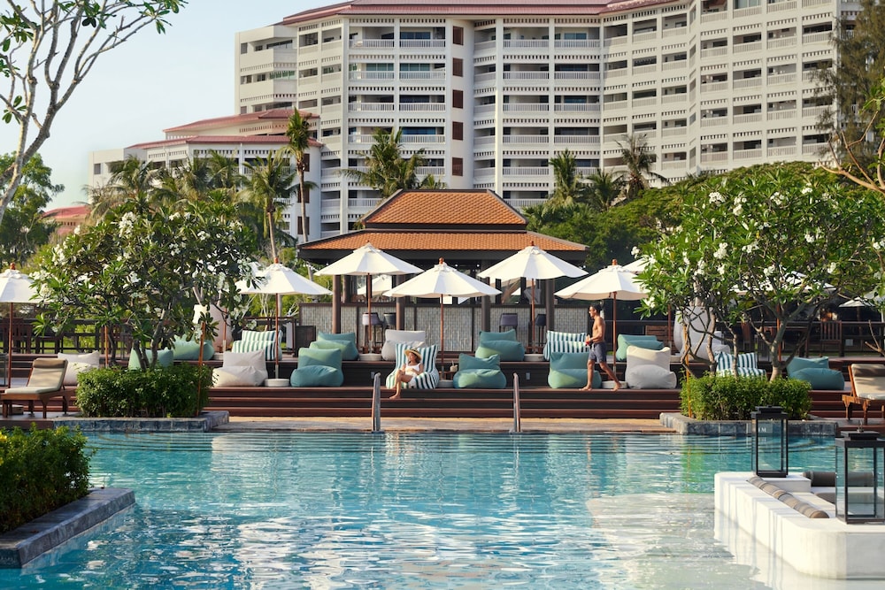 Dusit Thani Hua Hin — Swimming pool in Cha Am, Phetchaburi