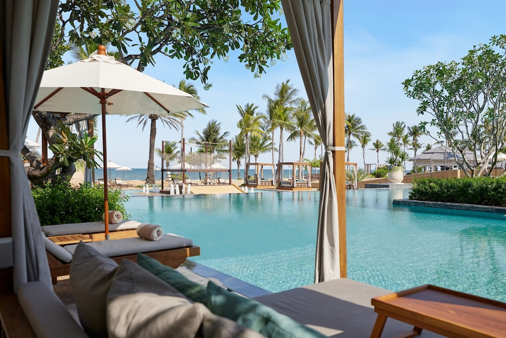 Dusit Thani Hua Hin — Swimming pool in Cha Am, Phetchaburi