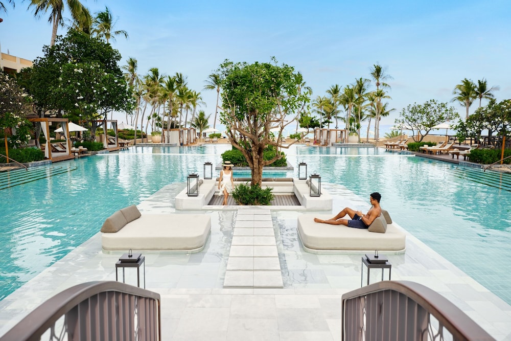 Dusit Thani Hua Hin — Swimming pool in Cha Am, Phetchaburi