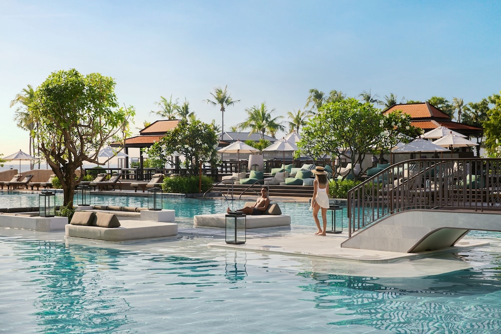 Dusit Thani Hua Hin — Swimming pool in Cha Am, Phetchaburi
