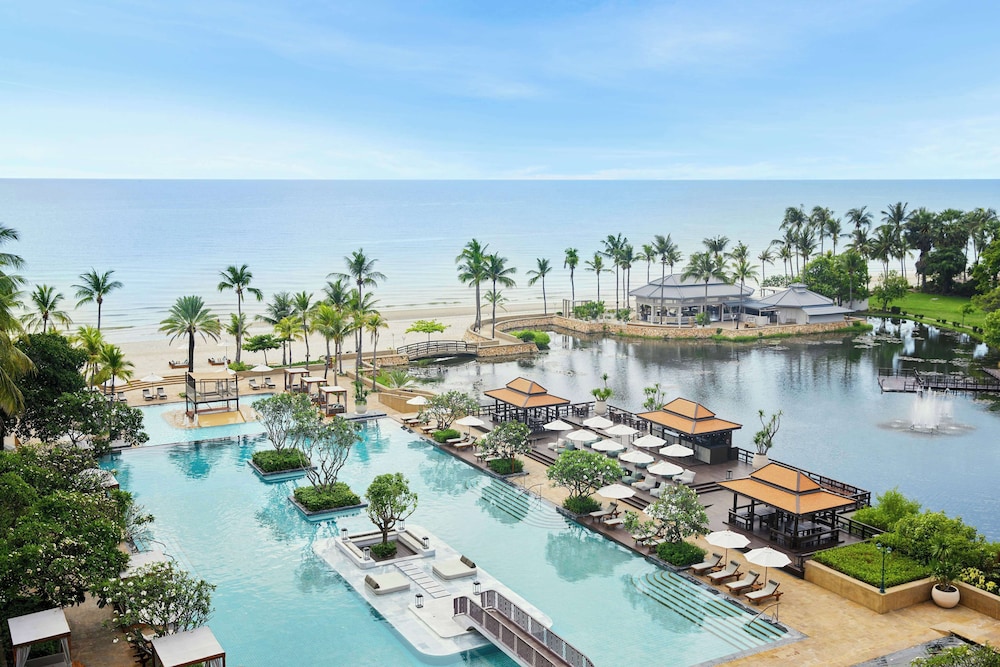 Dusit Thani Hua Hin — Beach in Cha Am, Phetchaburi
