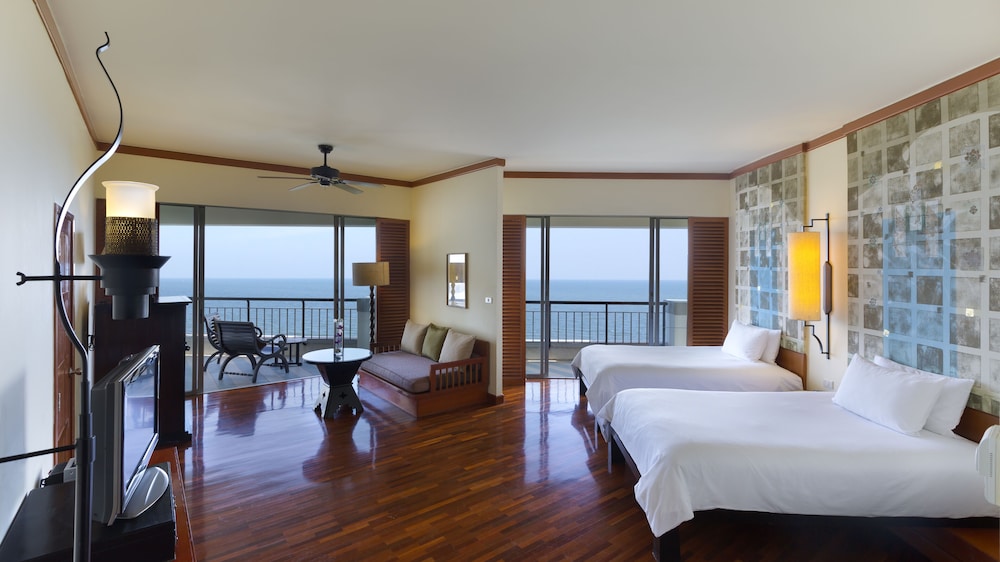 Hilton Hua Hin Resort & Spa — Hotel rooms in Hua Hin, Prachuap Khiri Khan