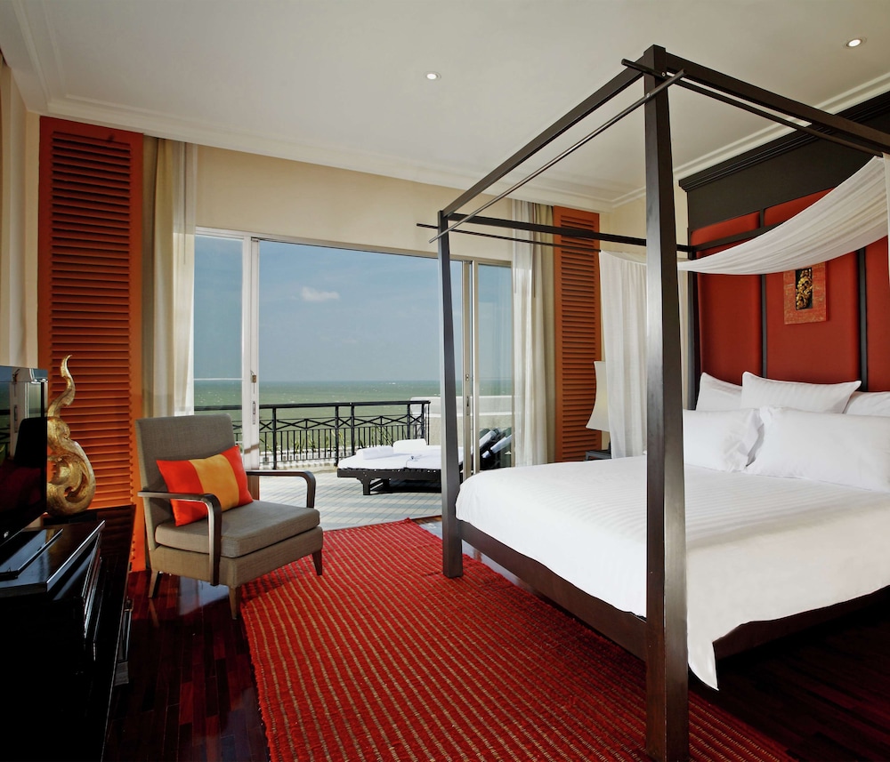 Hilton Hua Hin Resort & Spa — Hotel rooms in Hua Hin, Prachuap Khiri Khan