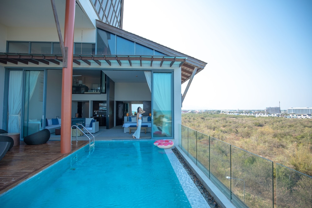 Veranda Resort & Villas Hua Hin - Cha Am — Swimming pool in Cha Am, Phetchaburi