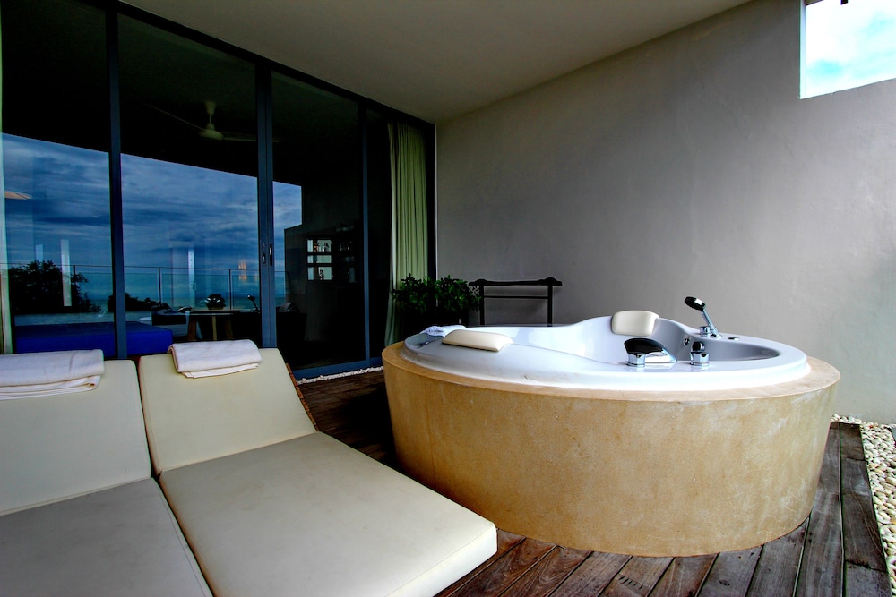 Veranda Resort & Villas Hua Hin - Cha Am — Hotel rooms in Cha Am, Phetchaburi