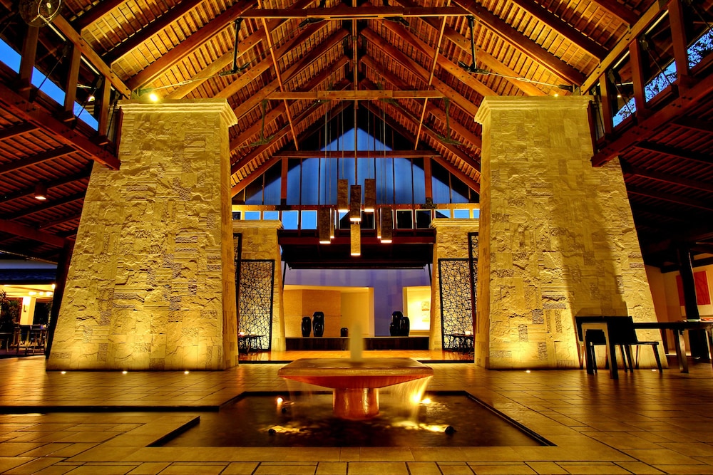 Veranda Resort & Villas Hua Hin - Cha Am — Hotel building in Cha Am, Phetchaburi