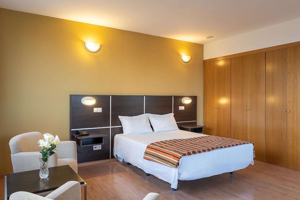 Hotel La Estacion — Hotel rooms in Benidorm, Valencian Community