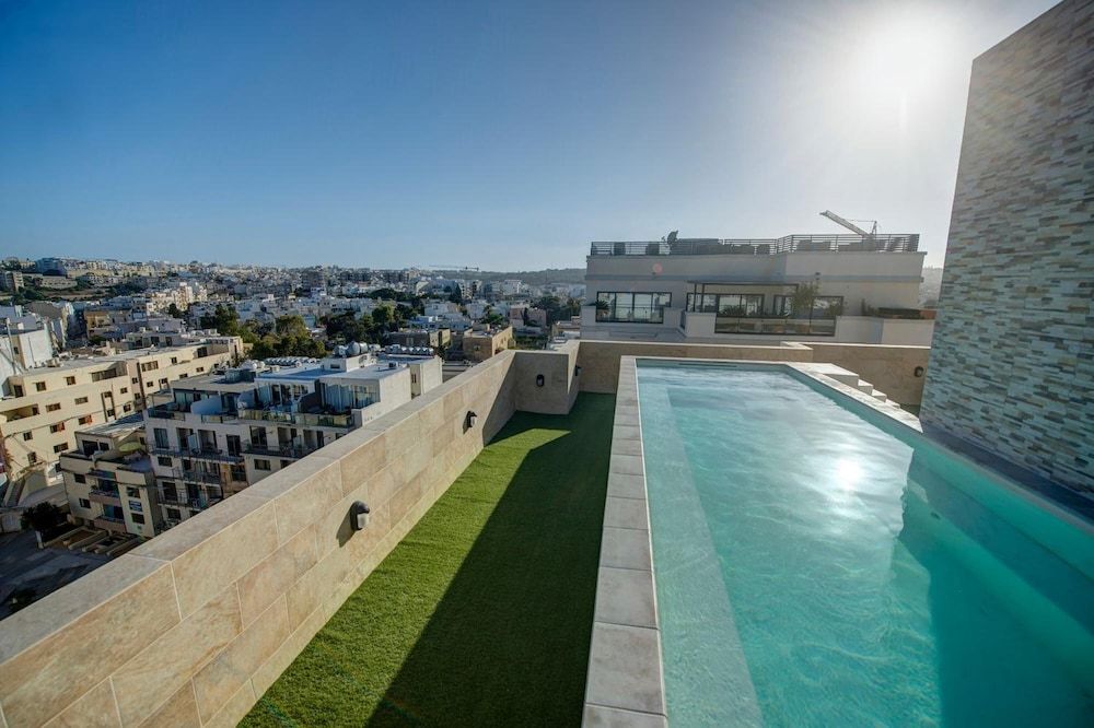 Allegro Hotel