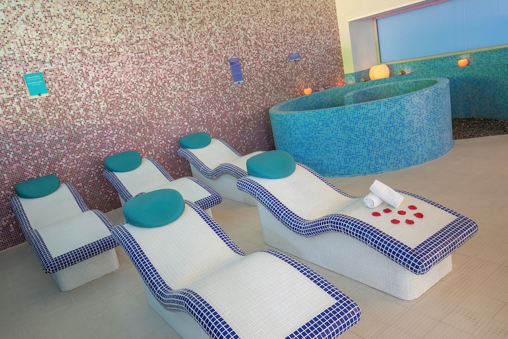 Hotel BCL Levante Club & Spa - Adults only — Facilities in Benidorm, Valencian Community