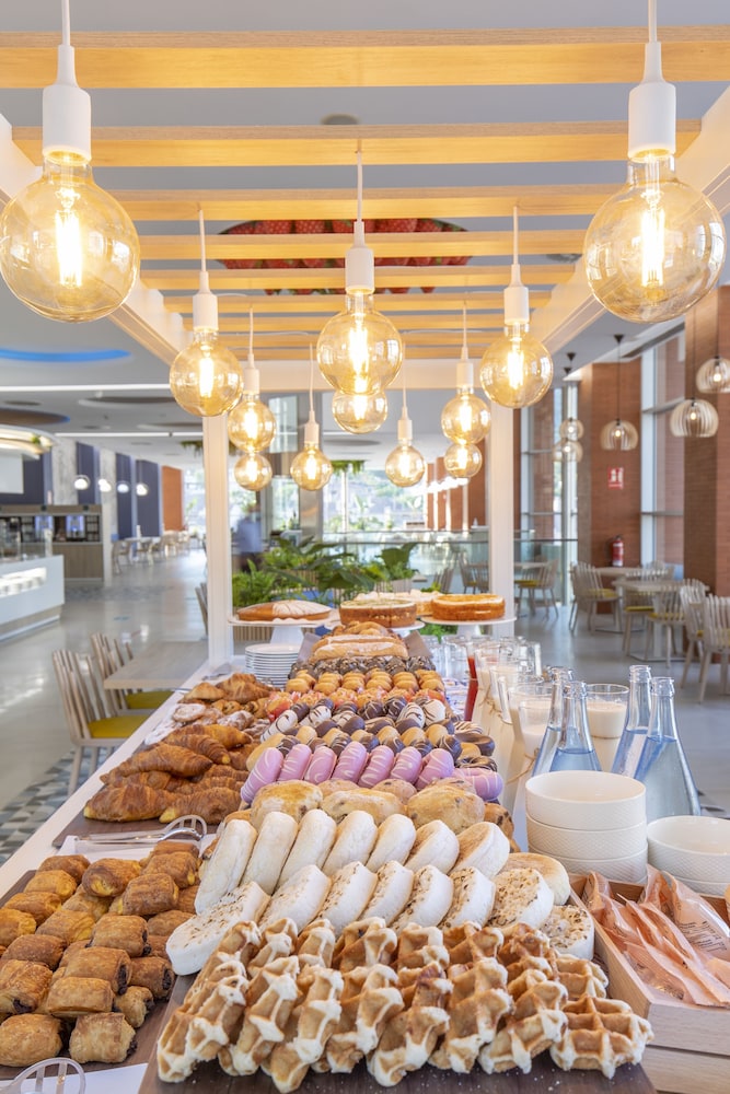 Hotel BCL Levante Club & Spa - Adults only — Restaurant in Benidorm, Valencian Community