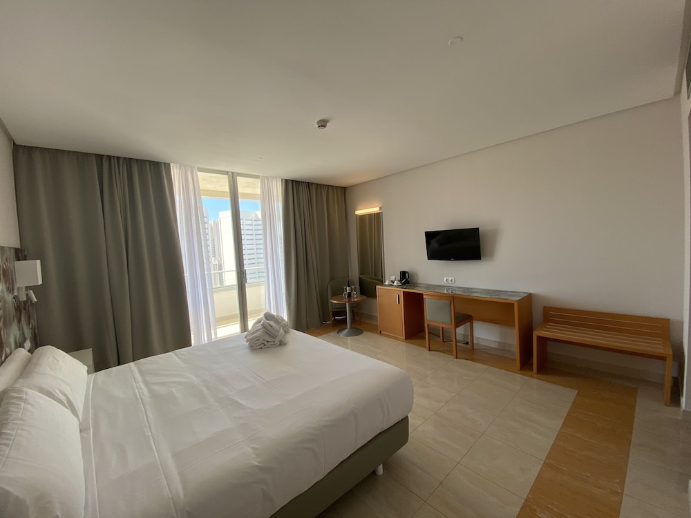 Hotel BCL Levante Club & Spa - Adults only — Rooms in Benidorm, Valencian Community