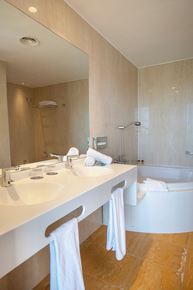 Hotel BCL Levante Club & Spa - Adults only — Rooms in Benidorm, Valencian Community