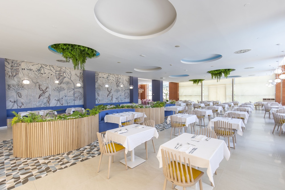 Hotel BCL Levante Club & Spa - Adults only — Restaurant in Benidorm, Valencian Community