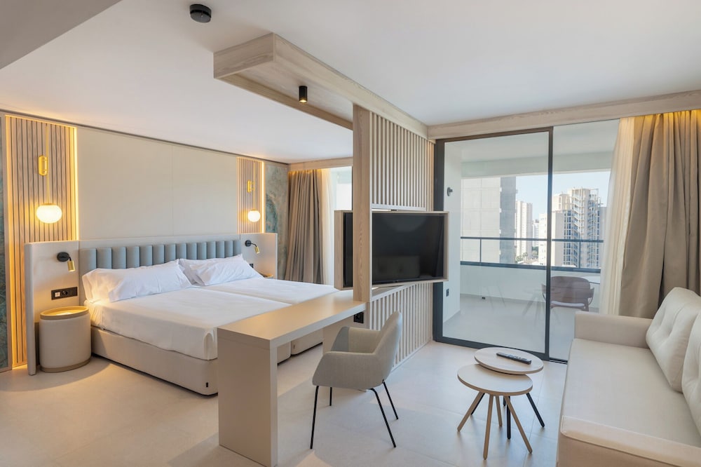 Hotel BCL Levante Club & Spa - Adults only — Rooms in Benidorm, Valencian Community