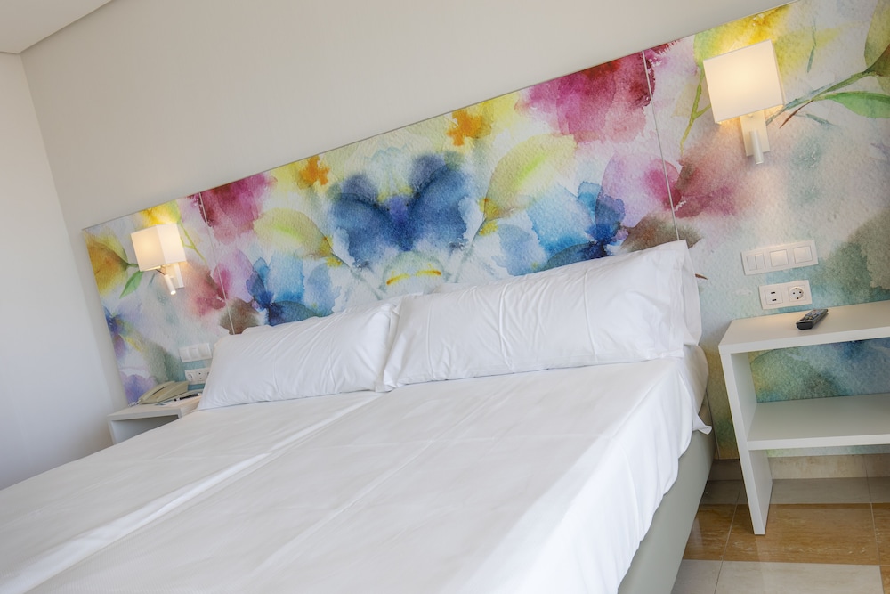 Hotel BCL Levante Club & Spa - Adults only — Rooms in Benidorm, Valencian Community